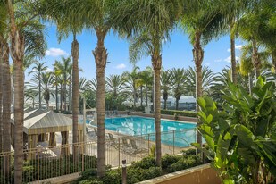 5047 Scholarship in Irvine, CA - Building Photo