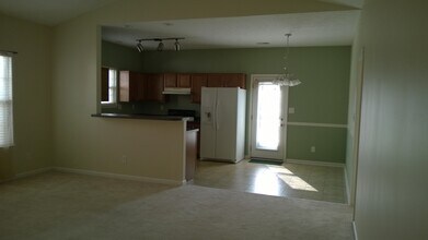 1093 Winding Oak Trl in Lexington, KY - Building Photo - Building Photo