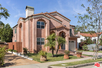 10767 Oregon Ave in Culver City, CA - Building Photo - Building Photo