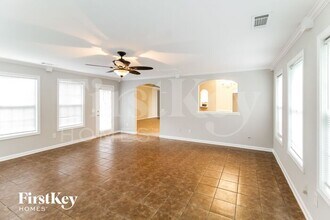 836 Crystal Meadow Dr in Winder, GA - Building Photo - Building Photo