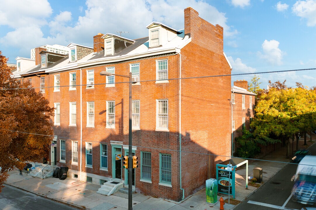 427 S 8th St in Philadelphia, PA - Foto de edificio