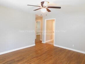 909 Tuscaloosa St in Greensboro, NC - Building Photo - Building Photo