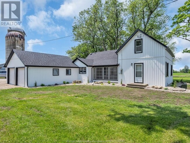 property at 14385 Concession Rd 14