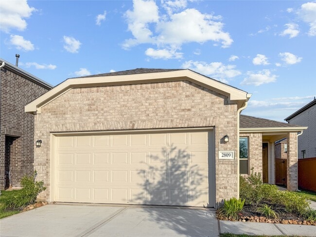 property at 2809 Cordova Hl Dr