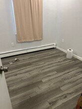 73 Marshall St, Unit 2 in Somerville, MA - Building Photo - Building Photo