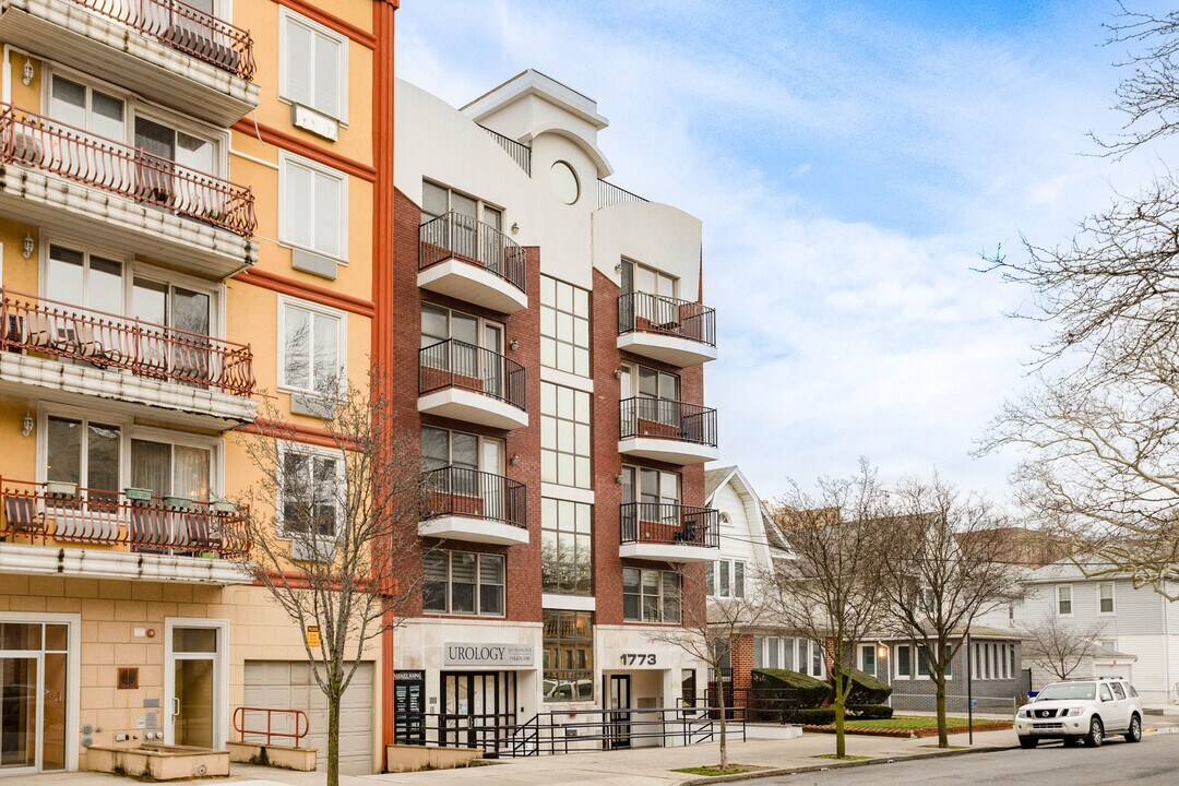 1773 E 19th St in Brooklyn, NY - Building Photo