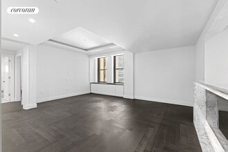 301 Park Ave in New York, NY - Building Photo - Building Photo
