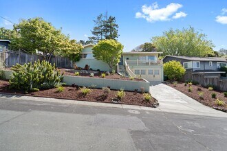 35 Franciscan Way in Kensington, CA - Building Photo - Building Photo