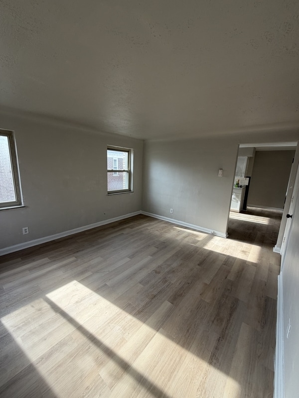 property at 7139 Eastlawn Dr