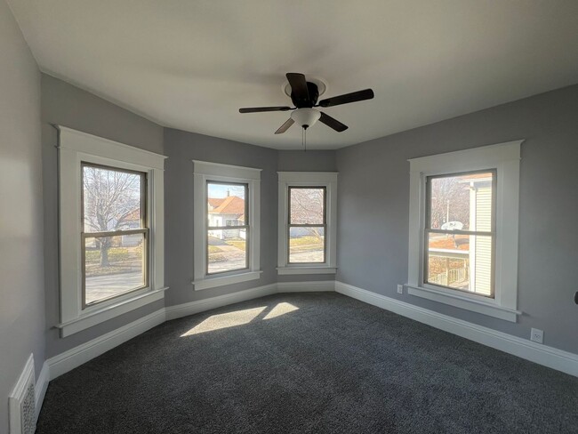 property at 2415 Farnam St