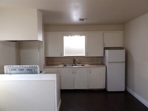 9 NW 13th St in Lawton, OK - Building Photo - Building Photo