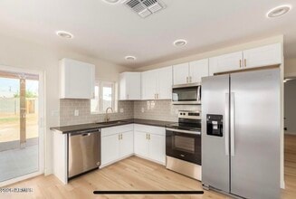 902 E Fairmount Ave in Phoenix, AZ - Building Photo - Building Photo