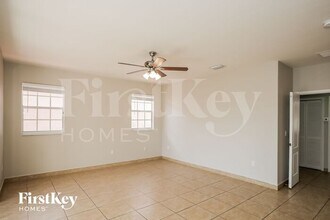 21221 SW 124th Ave in Miami, FL - Building Photo - Building Photo