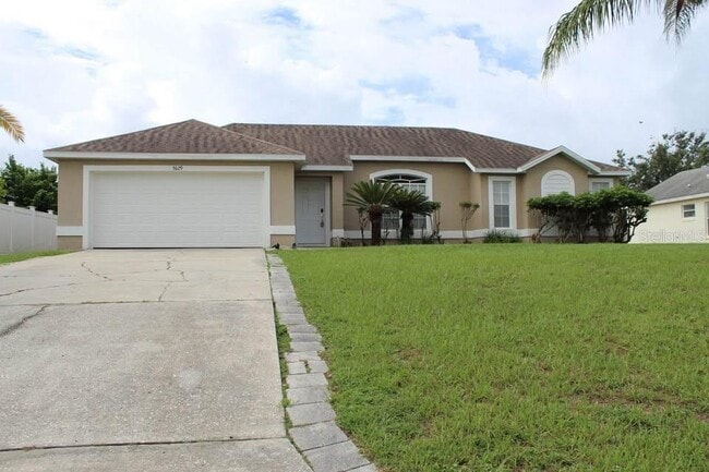 5629 Loma Vista Ct in Davenport, FL - Building Photo - Building Photo