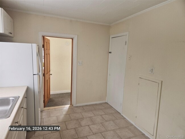 118 Oak Ave in Shirley, NY - Building Photo - Building Photo