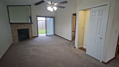 1340 Independence Dr in Orange Park, FL - Building Photo - Building Photo