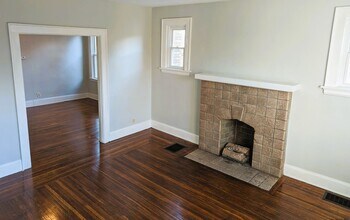 4226 W 8th St in Cincinnati, OH - Building Photo - Building Photo