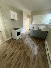 12 Grain St, Unit 3 in Newark, NJ - Building Photo - Building Photo