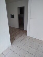 538 State St in North Fort Myers, FL - Foto de edificio - Building Photo