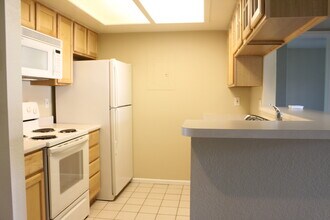 9222 E Arbor Cir-Unit -1 in Englewood, CO - Building Photo - Building Photo