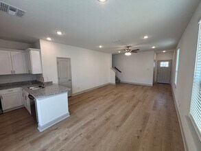7516 Briarwood Pass in San Antonio, TX - Building Photo - Building Photo