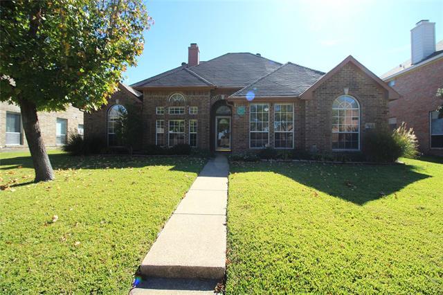 8502 Linda Vista Dr in Rowlett, TX - Building Photo