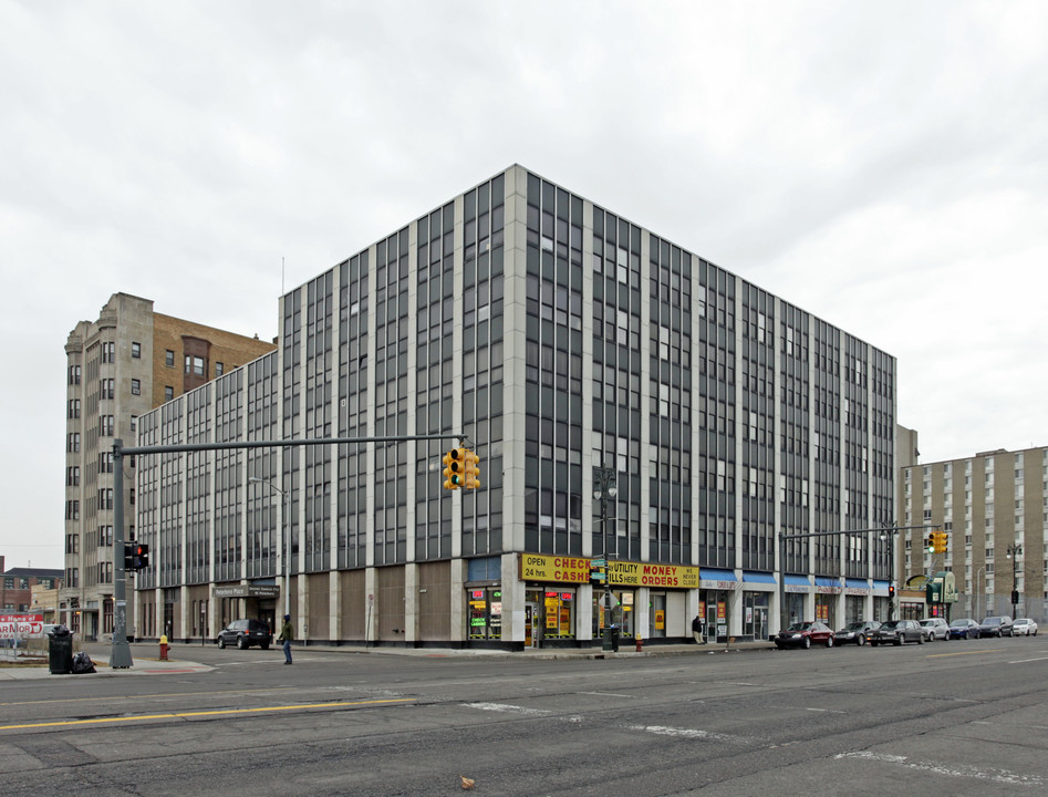 Peterboro Place in Detroit, MI - Building Photo