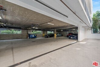 1183 Crenshaw Blvd in Los Angeles, CA - Building Photo - Building Photo