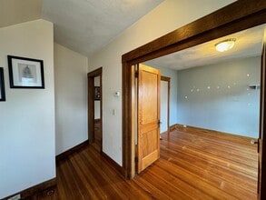 29 Frederick Ave, Unit 1 in Medford, MA - Building Photo - Building Photo
