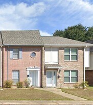 210 Halsey St, Unit 6 in Brewton, AL - Building Photo