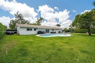 10841 SW 127th St in Miami, FL - Building Photo - Building Photo