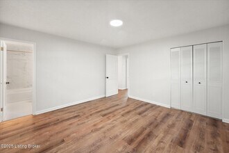 2702 Ballad Blvd in Louisville, KY - Building Photo - Building Photo