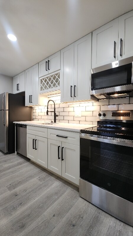 914 Concordia Ln, Unit 2nd fl in Clayton, MO - Foto de edificio - Building Photo