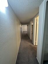 4804 Maybrook Ave, Unit Maybrook #C in Bakersfield, CA - Building Photo - Building Photo