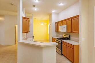 120 Crepe Myrtle Dr in Groveland, FL - Building Photo - Building Photo