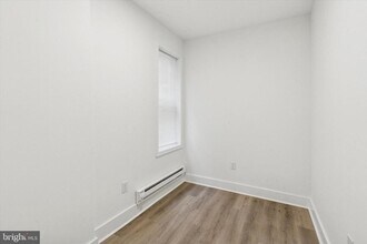 1945 Dennie St in Philadelphia, PA - Building Photo - Building Photo
