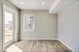 931 E Wandering Ln in Kuna, ID - Building Photo - Building Photo