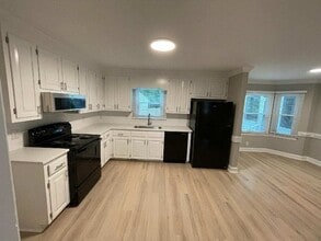3917 Crosswinds Dr in Rocky Mount, NC - Building Photo - Building Photo