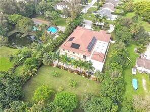 12030 NW 21st Ct in Plantation, FL - Foto de edificio - Building Photo