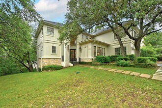 2100 Rue De St Germaine in Austin, TX - Building Photo - Building Photo