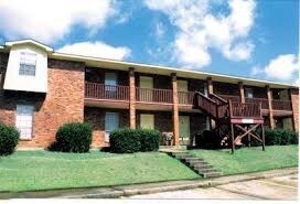 Cassandra Apartments in Hattiesburg, MS - Foto de edificio
