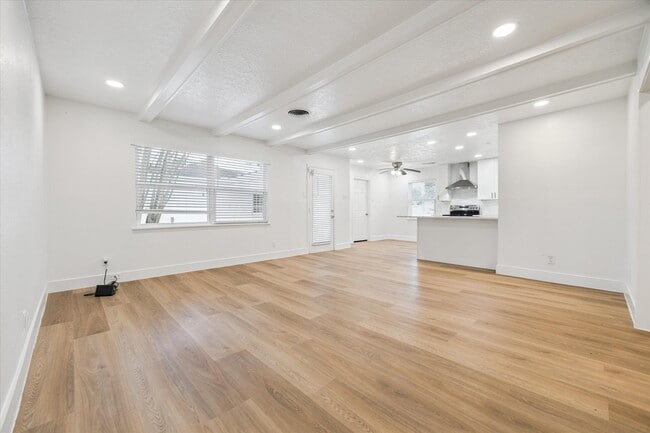 4947 Cheena Dr in Houston, TX - Building Photo - Building Photo