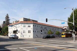 1913 W 3rd St in Los Angeles, CA - Building Photo