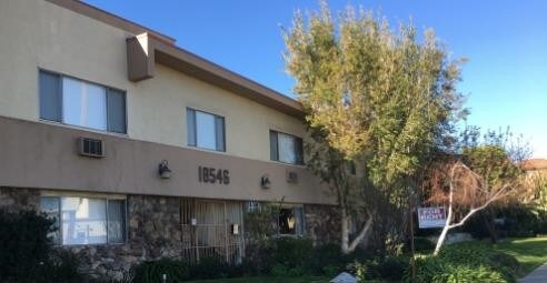 18546 Clark St in Los Angeles, CA - Building Photo