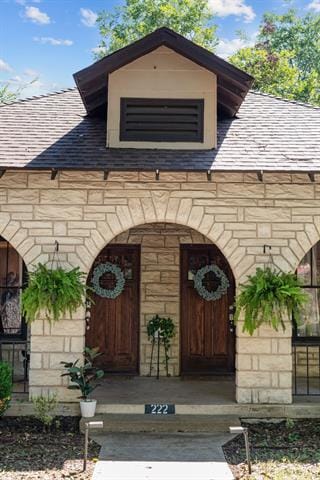 222 S Edgefield Ave in Dallas, TX - Foto de edificio - Building Photo