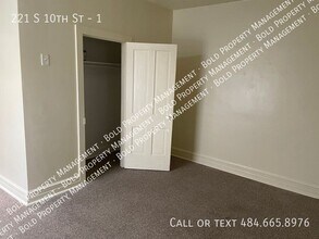 221 S 10th St in Lebanon, PA - Building Photo - Building Photo