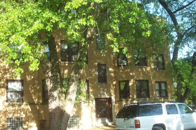 property at 4617 N Hamilton Ave