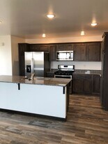 703 Halfpipe St in Belgrade, MT - Building Photo