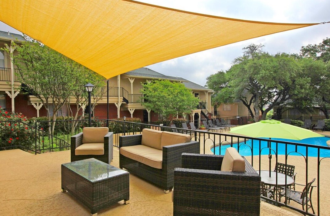 Bridge at Terracina in Austin, TX - Building Photo