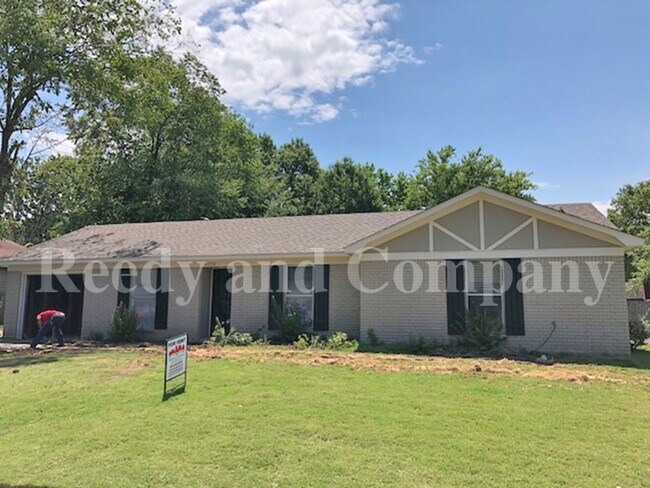 property at 4236 Rosewind Cir